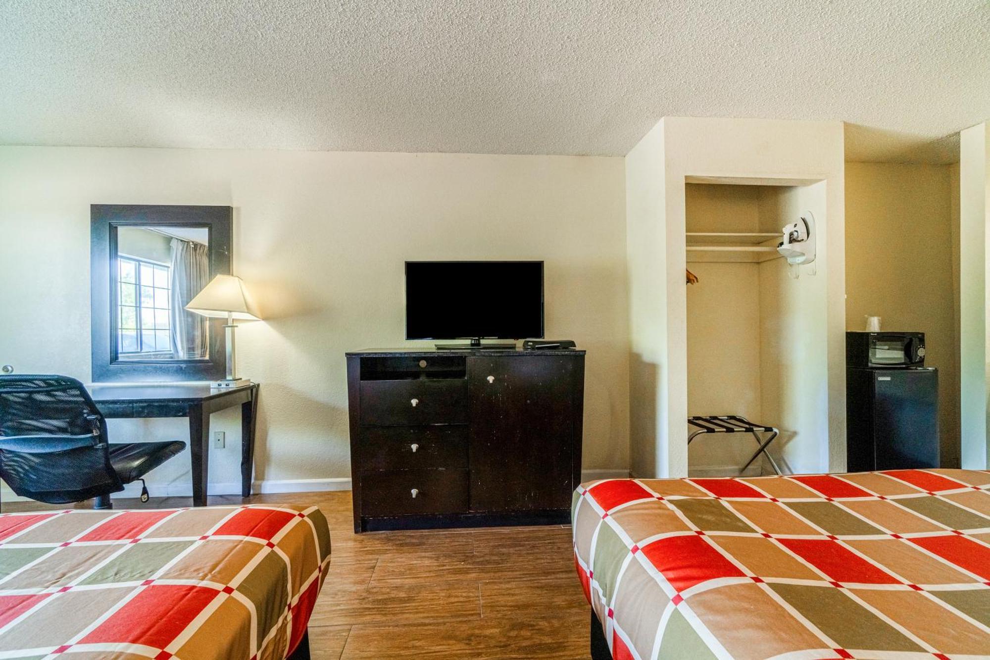 Executive Inn Port Lavaca By Oyo Exterior photo
